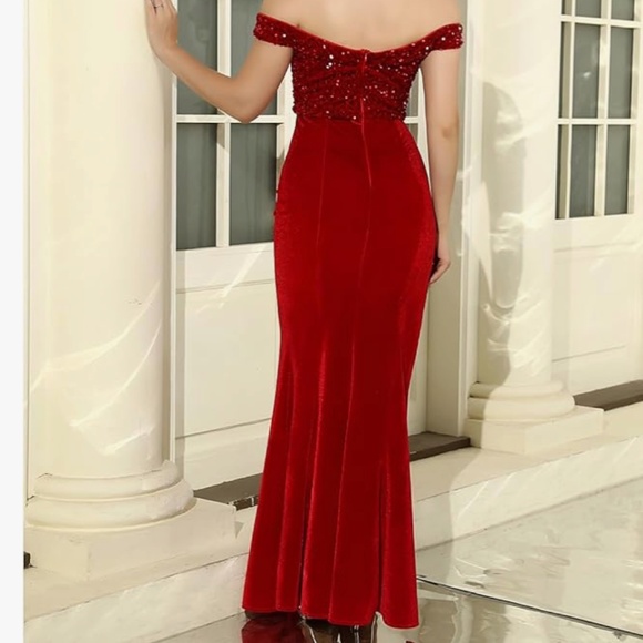 Womens Bright Red Velour Sequins Deep V-Neck Long Party Formal Gown- Sz-M - Picture 5 of 16